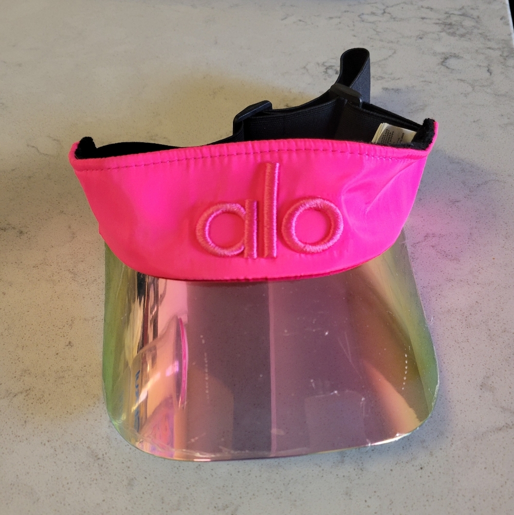 ALO Yoga  Neon Pink Visor Womans One Size Fit All